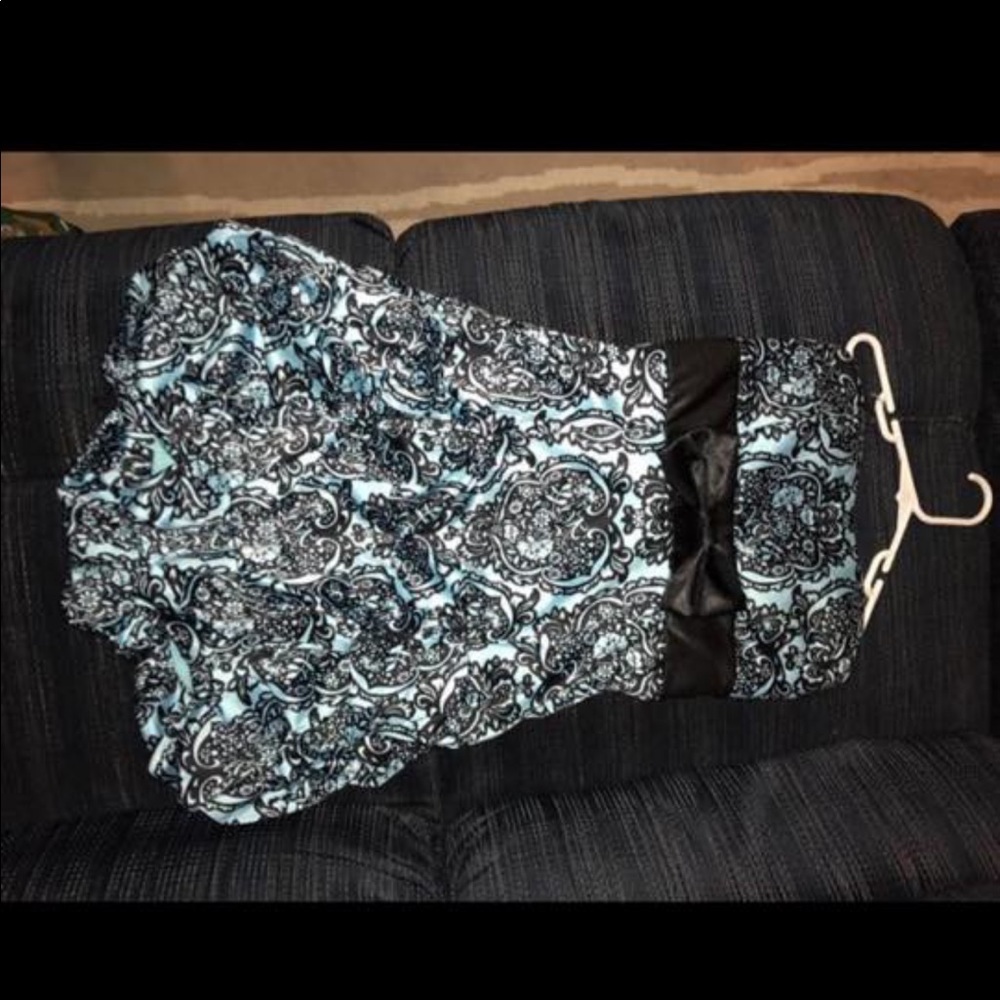 Light blue paisley print homecoming dress